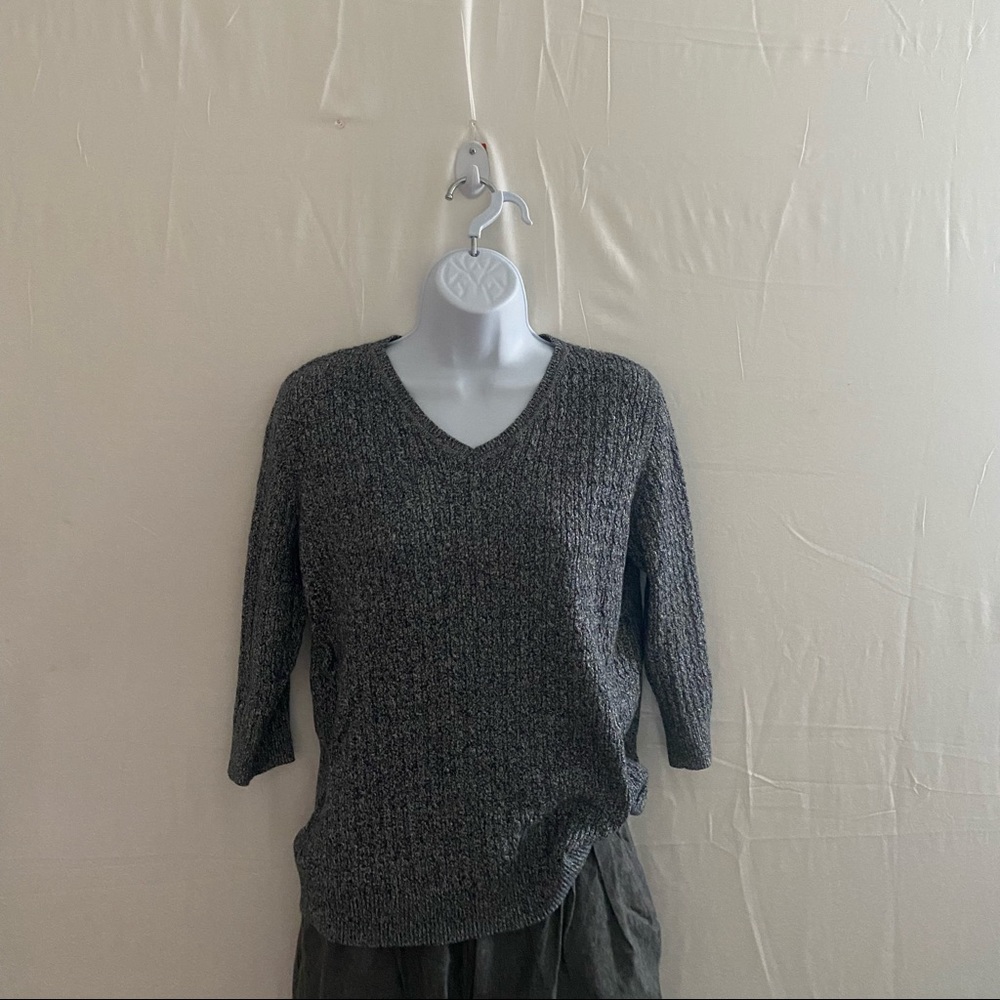 NWOT Karen Scott V-Neck Grey Ribbed Knit Pullover Sweater with 3/4 sleeves, PL